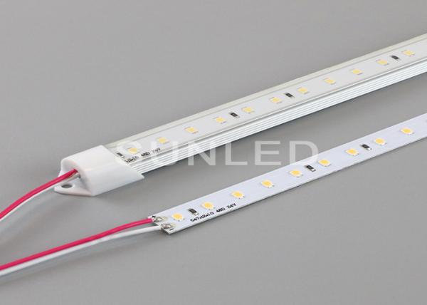 O diodo emissor de luz de 15 watts cresce a lâmpada de alumínio leve Ip65 impermeável com as microplaquetas conduzidas especiais