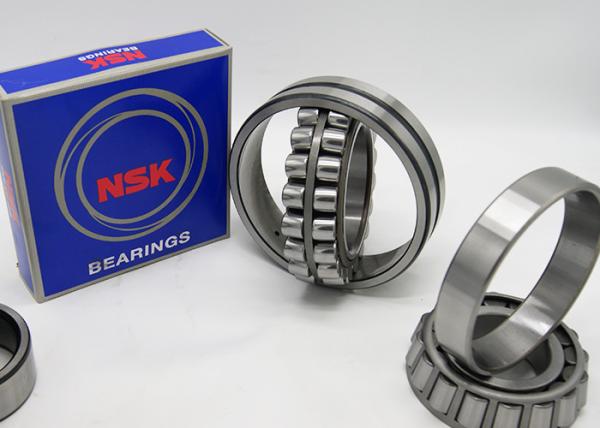 L'incidence en laiton radiale de cage de rouleau de NSK avec la chandelle ennuient 23032CA W33