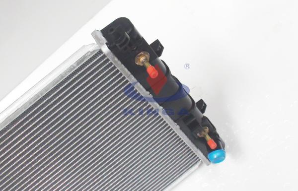 2011 nissan sunny radiator , custom aluminum car radiators with 16mm thickness