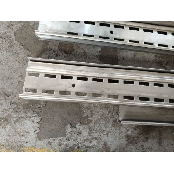 Malaysia Stainless Steel Automatic Adjustable Width Ladder Cable Tray Roll Forming Machine