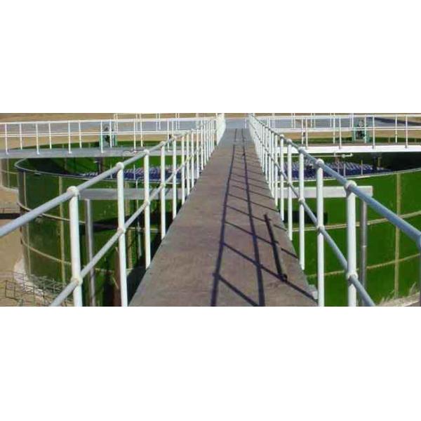 Vert en acier émaux par porcelaine de cuves de stockage des eaux usées amical