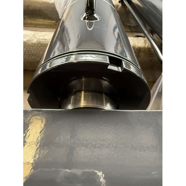 Hard Chrome Plated Double Acting High Pressure Hydraulic Luffing Cylinder With Valve Blocks