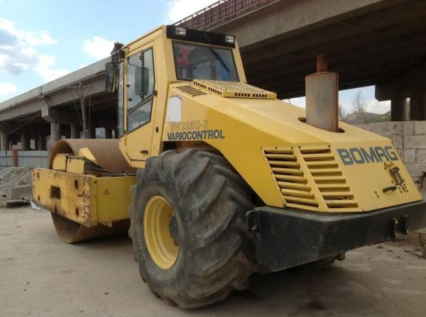 BW2225 Single-drum Rollers Bomag  Mongolia Oth. Asia nes Oman India