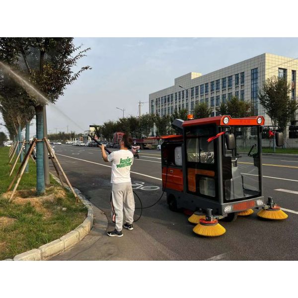 Electric Floor Sweeper High-Efficiency Commercial Industrial Cleaning Machine