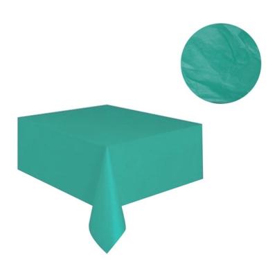 A tampa de tabela descartável da toalha de mesa plástica partidos das tabelas de um retângulo de 8 pés toma parte num piquenique pano de tabela