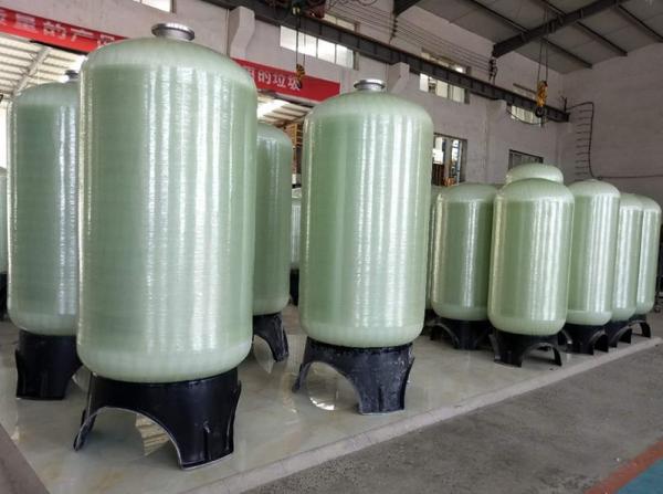 11.3 - 61.9 Liter RO System Accessories Softened Water Pressure Vessels
