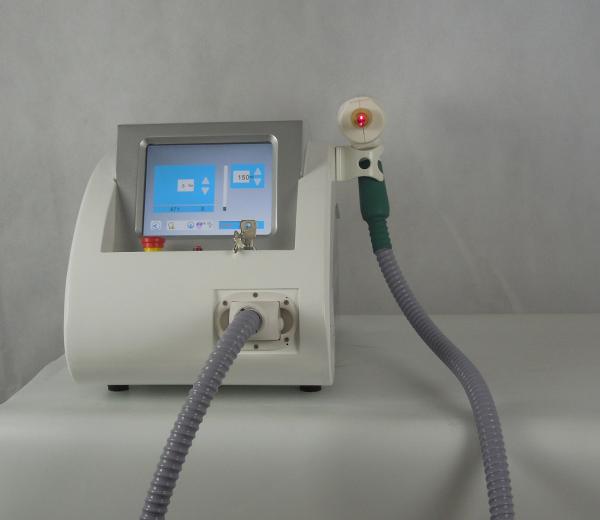 500 000 Shots Professional Tattoo Removal Machine One Pieces Handle With Three Tips