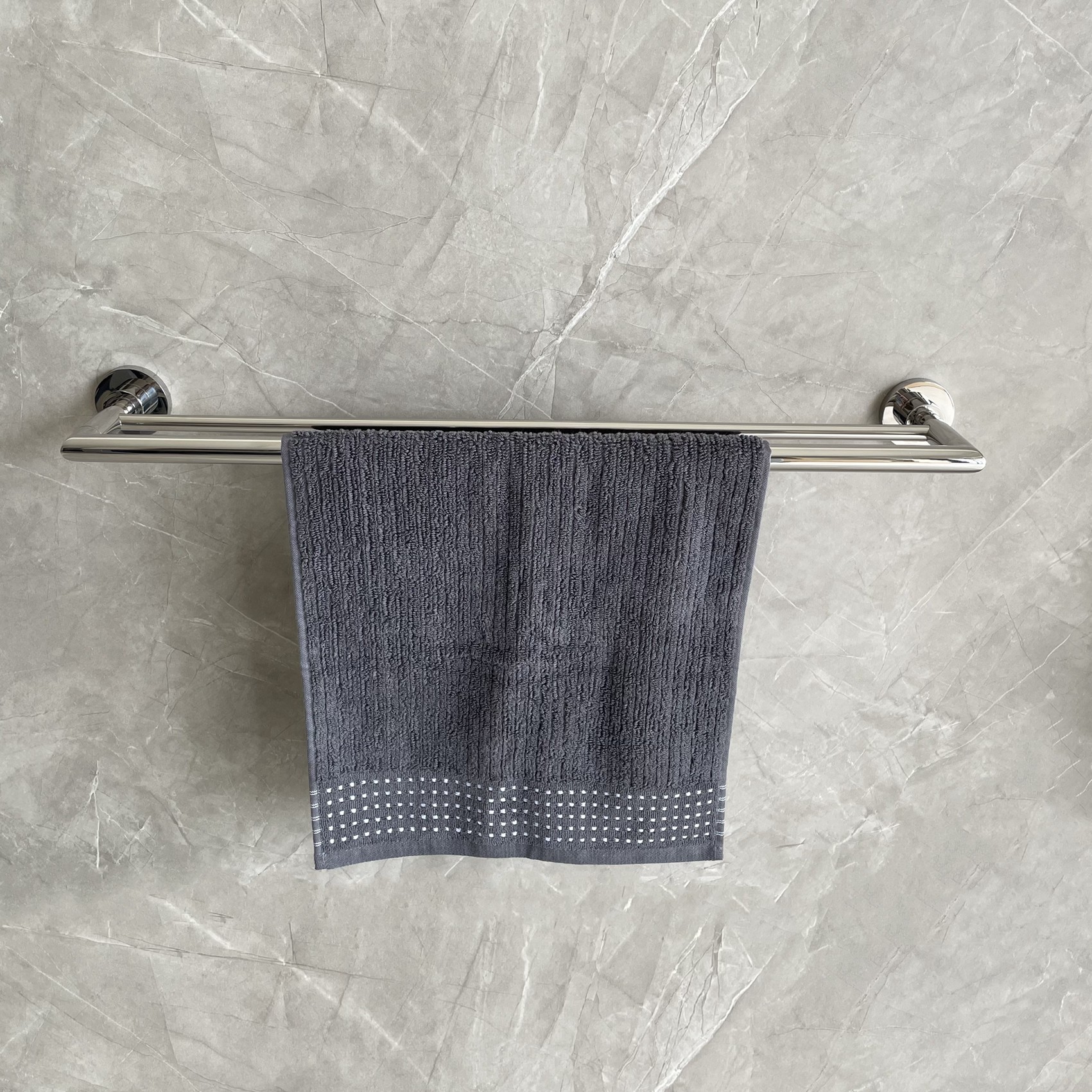 Установленная стеной Адвокатура полотенца SUS304 Bathroom шкафа полотенца кухни двойная отполировала