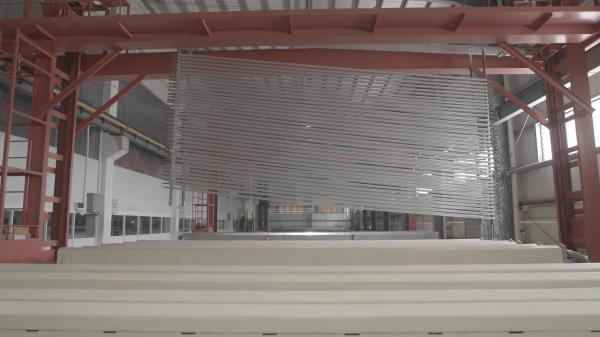 Full Automatic Vertical Powder Coating Production Line Customized Dimension