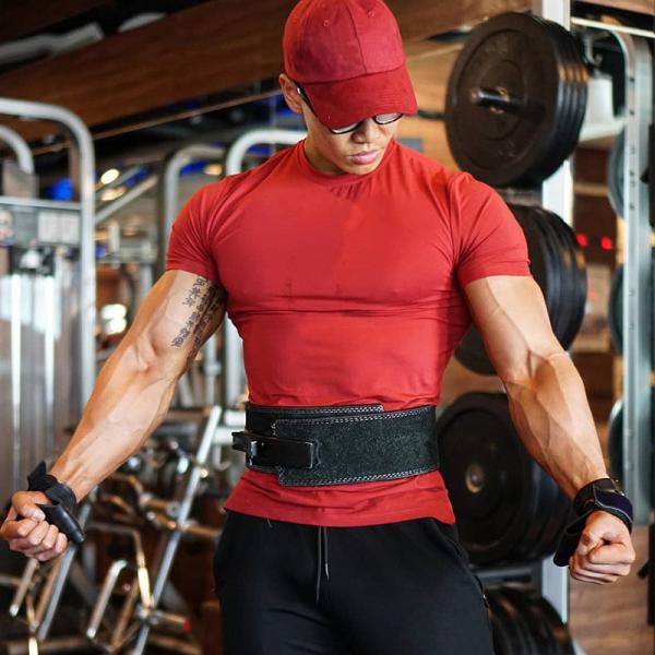 Оптовая торговля мужской одеждой Логотип печати Круглоголовые хлопчатобумажные футболки