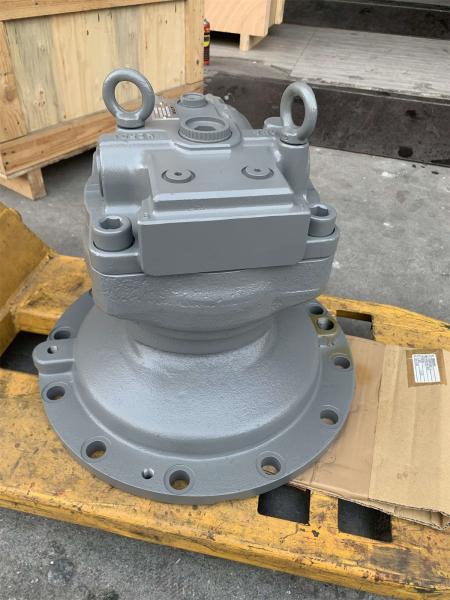 Excavadora ZX870-3 motor de balanço original novo motor de balanço Kawasaki Hitachi 4637117 9250922