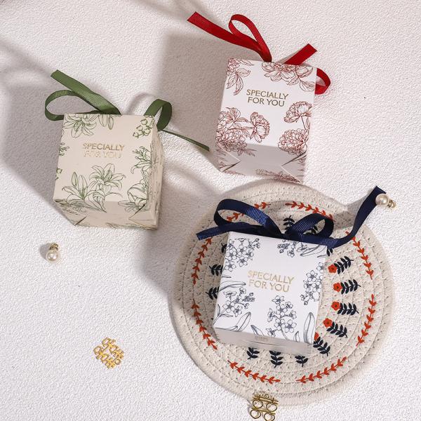 Gravnre Printing Customized Kraft Paper Gift Bags for Gift Craft Packaging