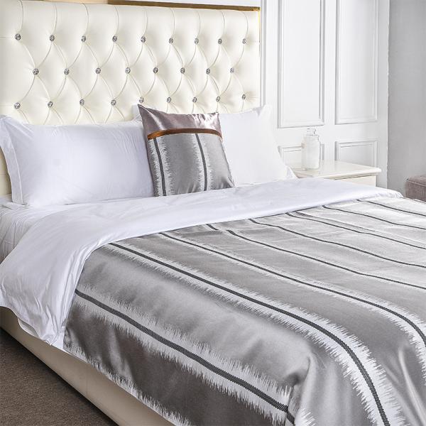 Adult 100% Polyester Scarves Hotel Bed Runner Woven Label