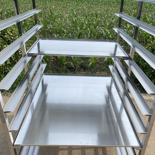 600x400 Stainless Steel Cooling Drying Baking Mesh Tray Bakery Trolley Cart For Rotating