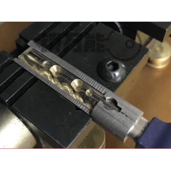 ABS Steel key cutting machine parts for Vertical key retaining clip Auxiliary fixture