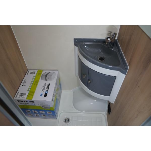 Petites remorques de campeur légères de la remorque de campeur de planéité FRP rv avec la cuisine