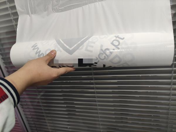 500mm filme branco de 45 mícrons que imprime o filme de obstrução UV da proteção do vidro de janela do logotipo