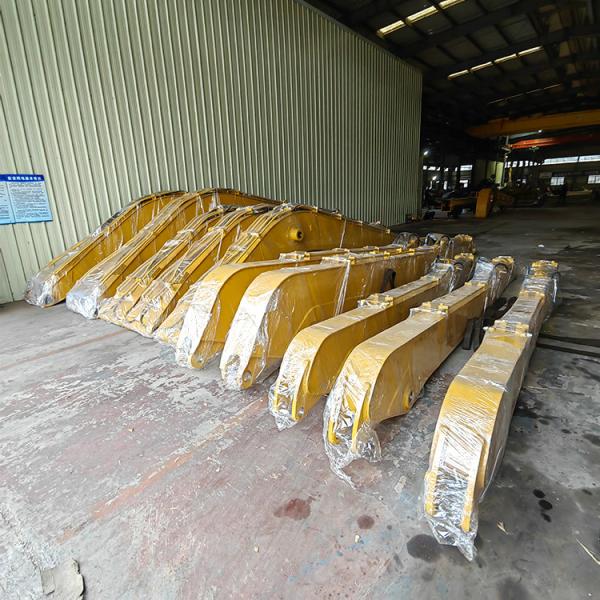 Oman Market 22T Excavator Long Boom with Bucket Cylinder