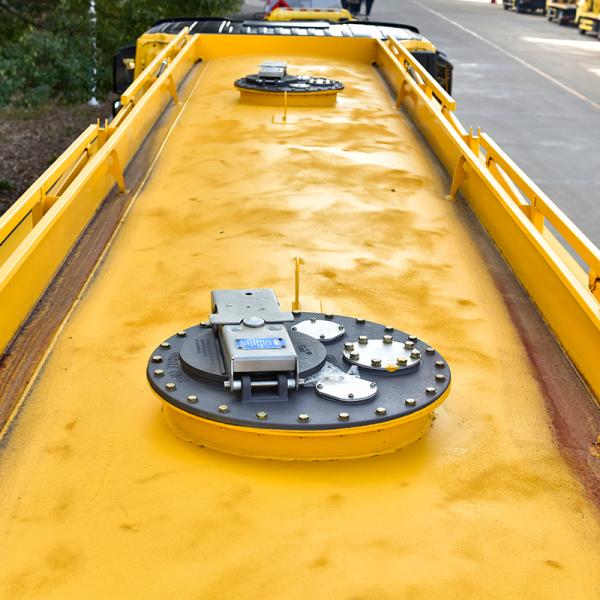 Fuel Tanker Truck Diesel Petrol Gasoline Transport Oil Tank Truck Manual Transmission Type