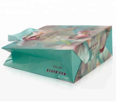 Custom Logo Glossy Spot Uv Pattern Blue Beautiful Packaging Gift Paper Bags
