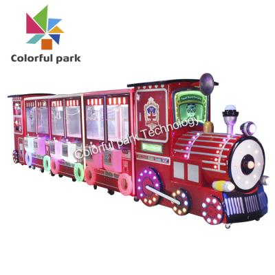Le petit train avec le prix de haute qualité de cadeau de machine de grue de griffe de 4 joueurs a bourré des jouets Crane Arcade Machine à vendre