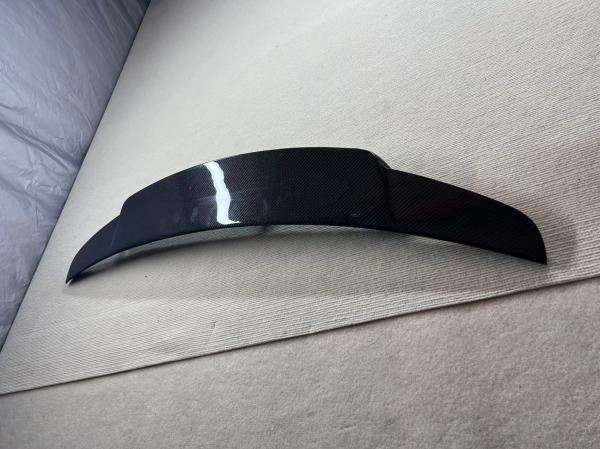 Pour Mercedes-Benz EQE Spoiler en fibre de carbone EQE améliore l'aile arrière en fibre de carbone de style BS