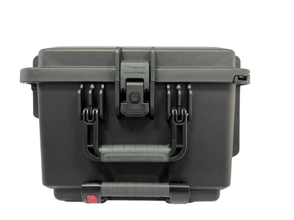 Large Capacity Hard Shell Carrying Case Waterproof IP67 With Wheels