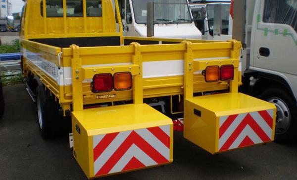 Atenuador montado do impacto do tráfego caminhão inoxidável amarelo