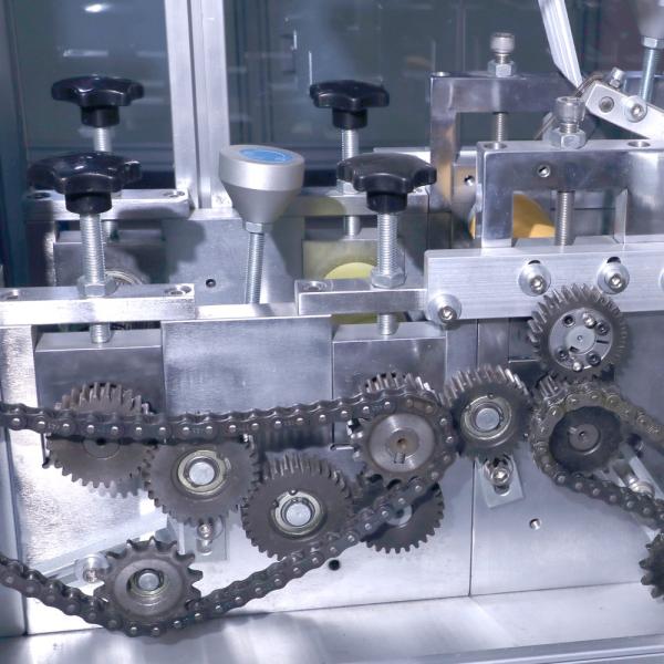 Máquina médica da máscara de três camadas