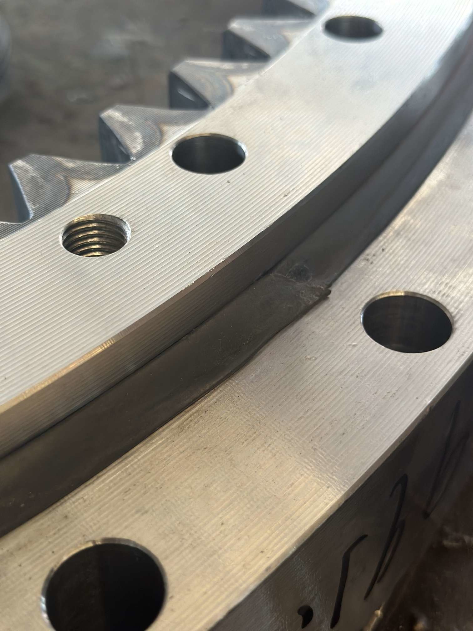 7y1565  Slewing Bearing Slewing Ring  Excavator E320 CAT320