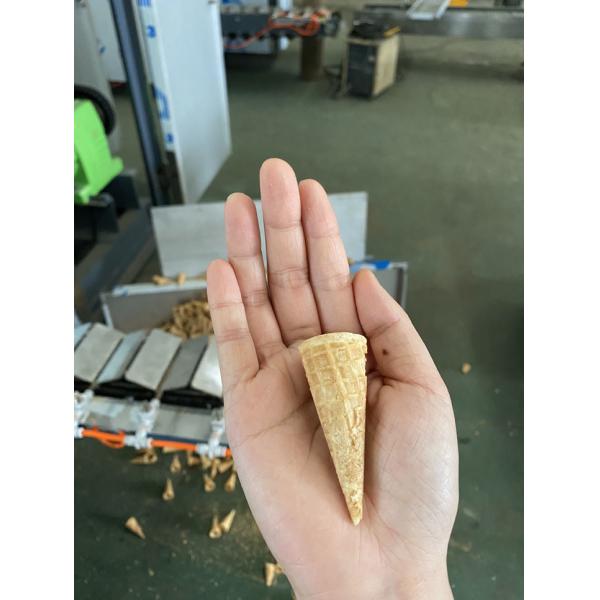 Производственная линия конуса мороженого пятна стальная 380V 6000pcs/H