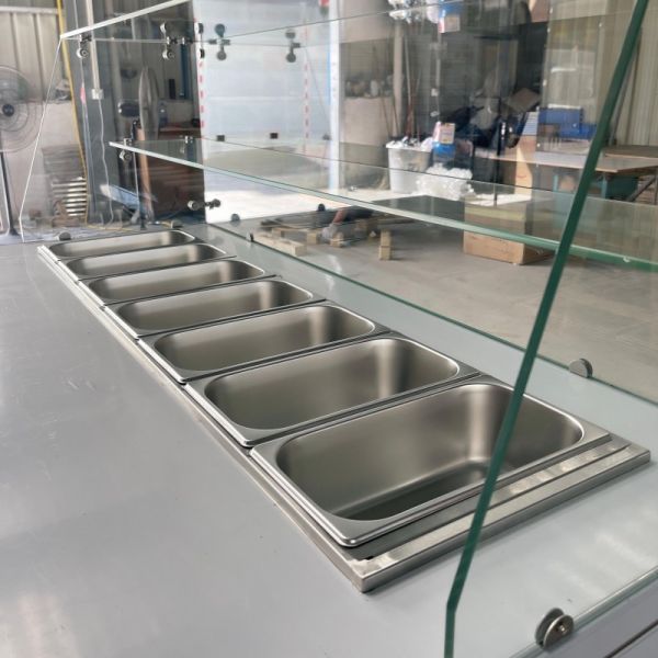 2 Door Glass Cover Salad Preparation Fridge Air Cooling for Restaurant