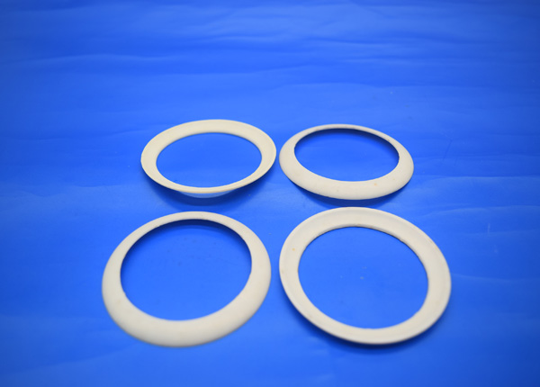 Собственная личность антиржавейного кремниевого карбида клапанов автомобиля Зирконя керамического керамическая смазывая клапан двигателя автомобиля