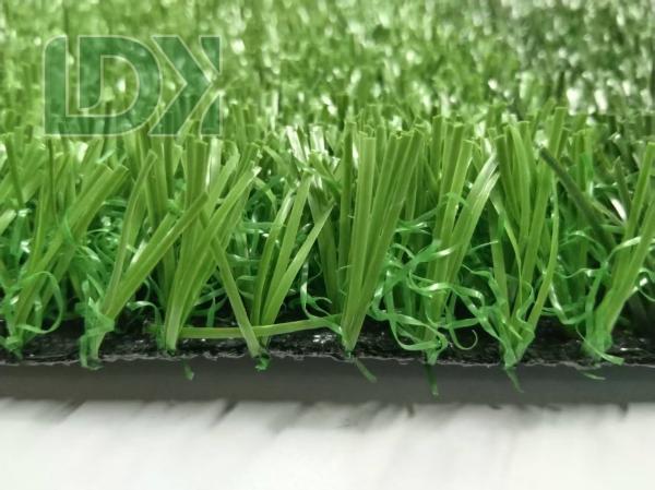 LDK 耐久性のある無充填人工芝 Freefilling 人工芝 PE11000 4400Dtex ダブルグリーン