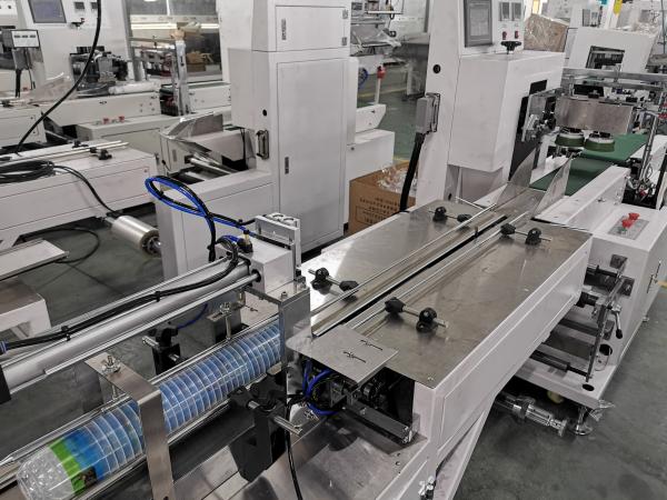 Máquina de conteo y embalaje de una fila para vasos de plástico desechables totalmente automática