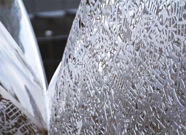 Mirror Electroplated Outdoor Garden Sculptures Abstract Stainless Steel Customized