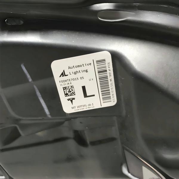 Tesla Model 3 Model Y 2017-2020 Farol esquerdo 1077371-00-K OEM para acessórios de carros elétricos