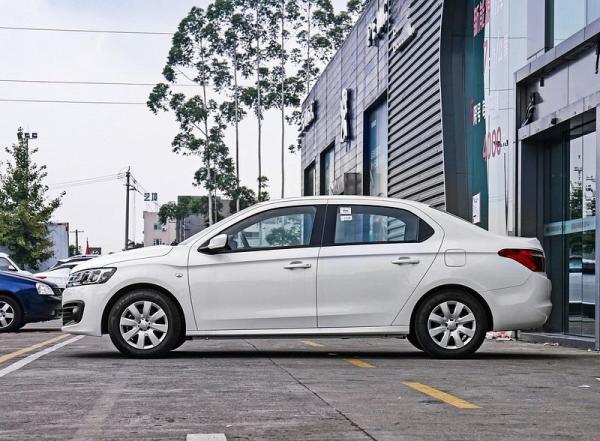 Carros puros 100km/h do sedan EV de New Energy dos carros elétricos de Dongfeng E Elysee