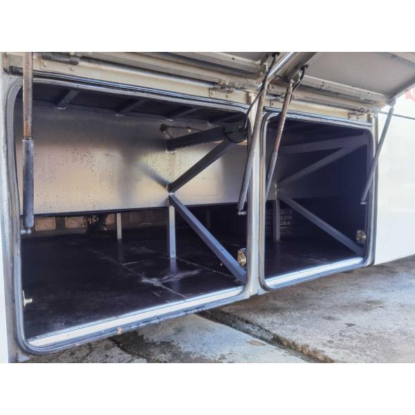 Используемое евро III двигателя 215kw Weichai более высоких мест автобуса 53 пассажиров модели KLQ6129 двигателя автобуса задних хороших заднее