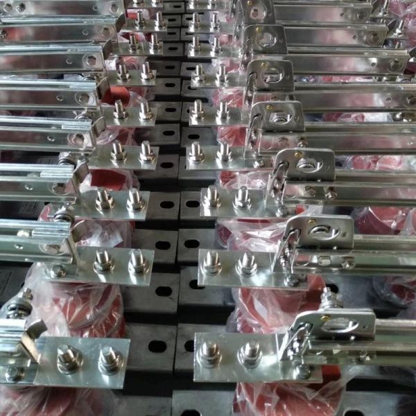 IP54 and IP65 Protection Level High Voltage Isolation Switch Operating Temperature Range Minus 40°C To Plus 55°C Ensuring Electrical Safety