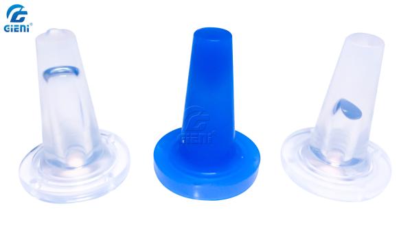 Um molde cosmético genérico do batom do silicone do corpo