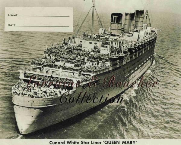 Scale 1:900 High End Queen Mary Model , Handcrafted Model Ships For Anniversary Collection