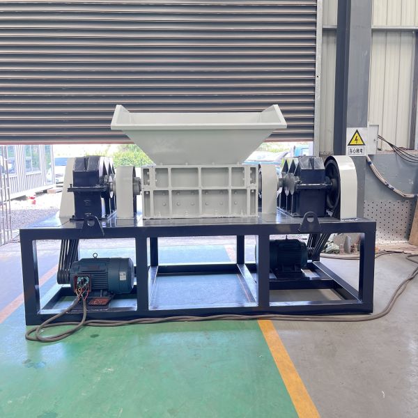 High Torque Double Shaft Wood Shredder for Wood Waste Recycling