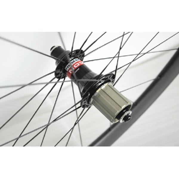 high quality popular chinese low price60mm Clincher 700c road bike carbon wheel 23mm width