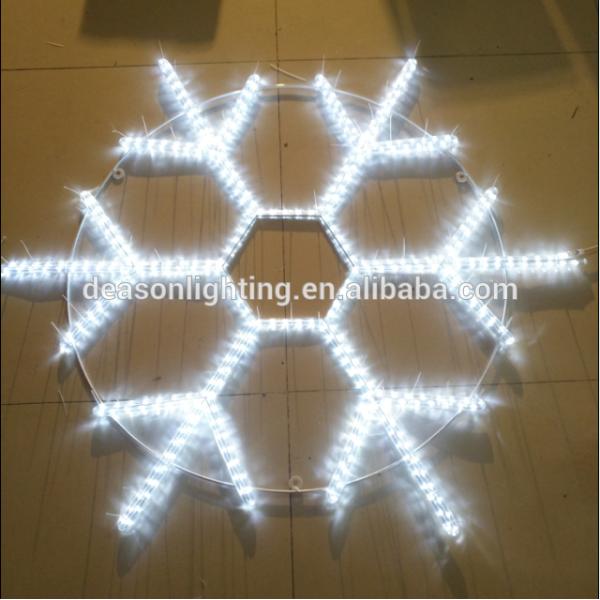 Tree christmas decoration light LED white snowflake light for outdoor christmas decoration