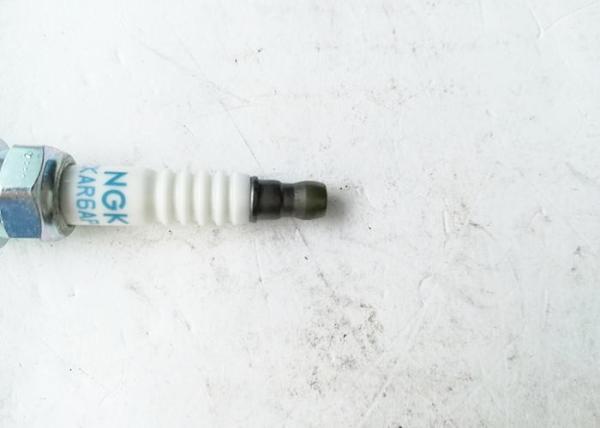 22401-ED815 Iridium Nissan Spark Plugs , LZKAR6AP-11 Auto Spark Plugs
