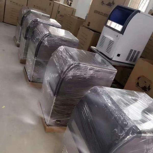 Counter - Type Commercial Ice Maker Machine 54KG / H For Freezing Beef Fish