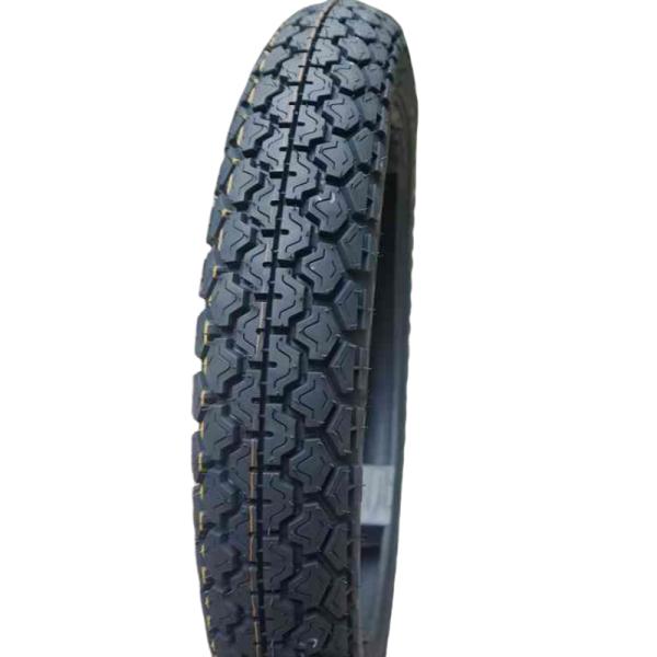 Pneus de moto 3.00-18 Résistance à l'usure et pour plus de 20000 kilomètres de performance