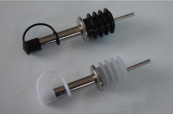 Promotional Stainless Steel Pourer for Olive Oil Bottle with Plastic White or Black Cap