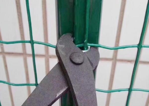 3 Fts Green PVC Coated Wire Mesh Roll UV Resistant Anti-Aging Acid and Alkali Resistant Garden Fence